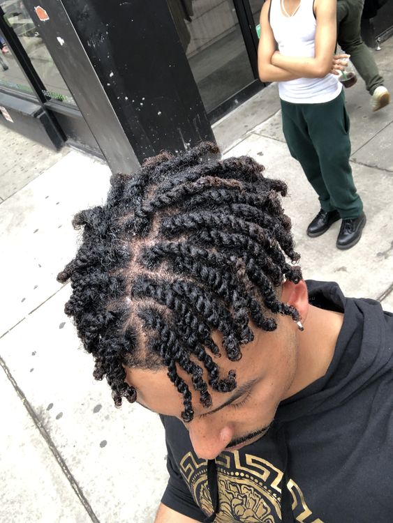 Natural hair twist for Black men in 2024